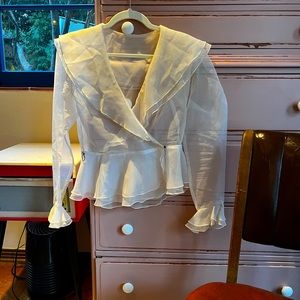 It screams SITC spring city chic